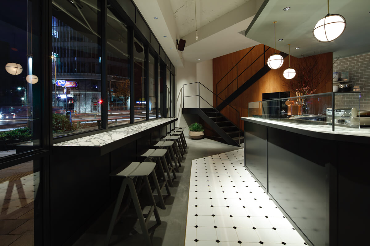 DEAN & DELUCA CAFE AOYAMA